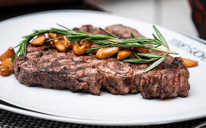 chops-grille-rosemary-steak-juicy