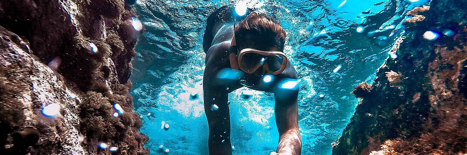bermuda-snorkeling-underwater