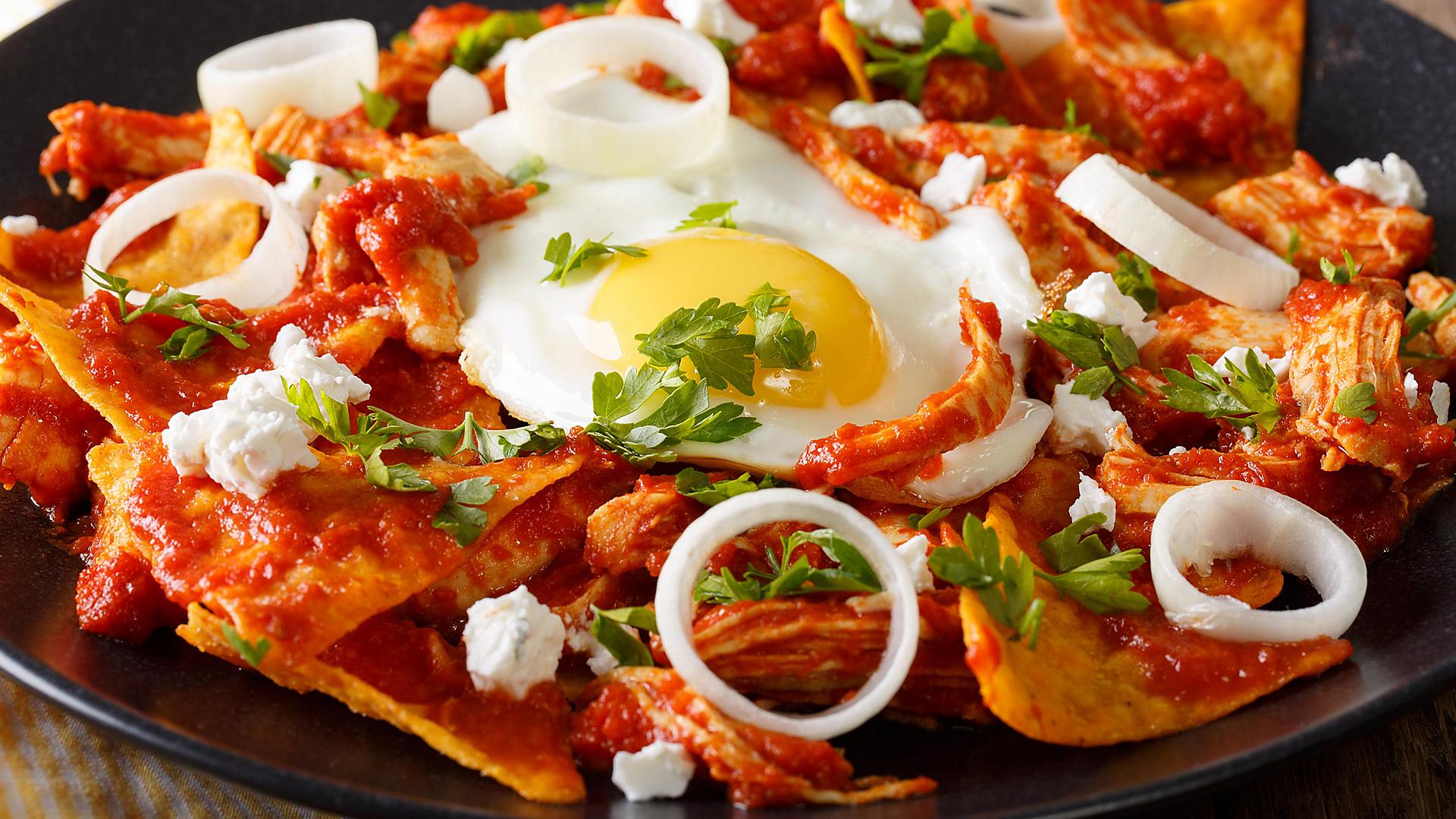 mexican-breakfast-chilaquiles