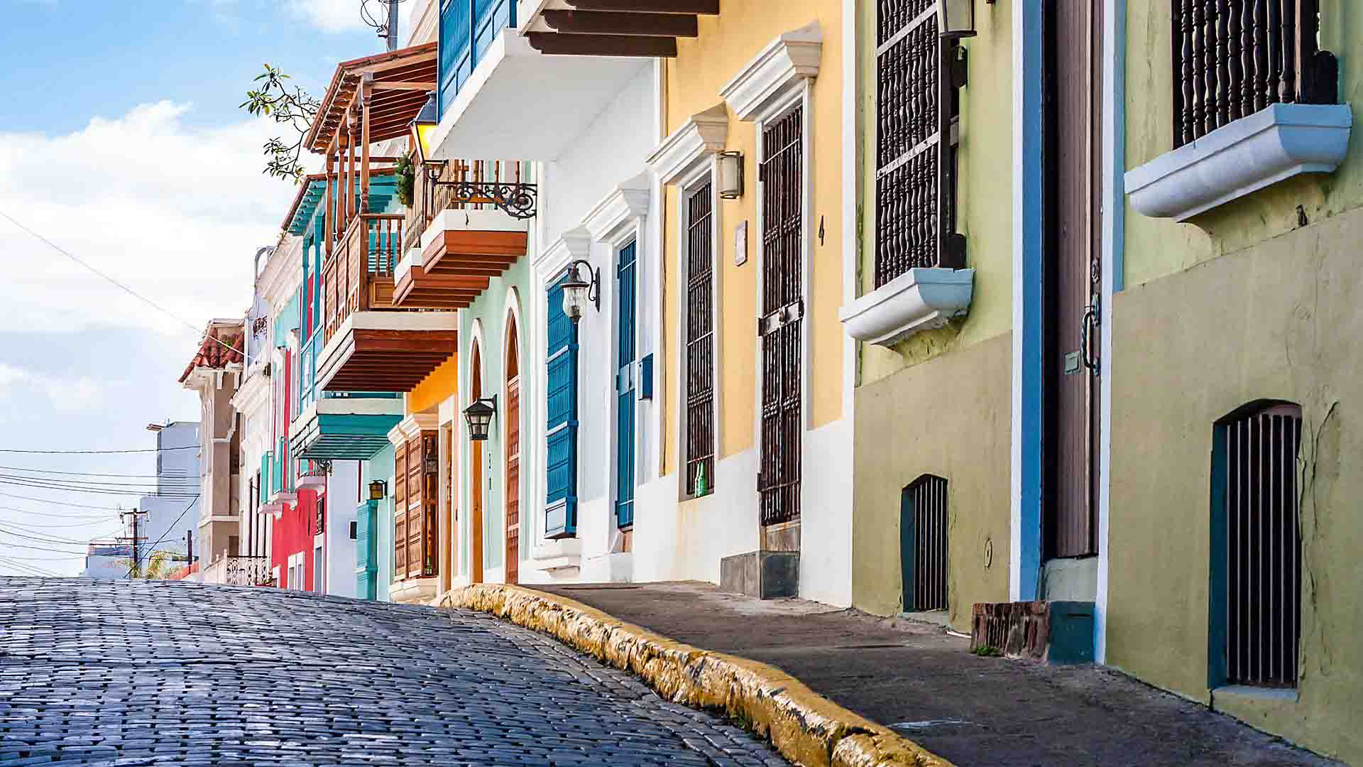 san-juan-puerto-rico-colorful-colonial-homes